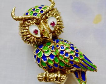 Vintage 1960s Great Horned Owl in 14K Gold Clip Brooch Sculpted and Enameled Brooch Clip Signed Martine  Italy