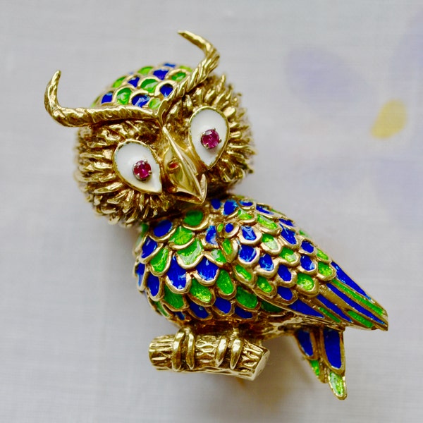 Vintage 1960s Great Horned Owl in 14K Gold Clip Brooch Sculpted and Enameled Brooch Clip Signed Martine  Italy