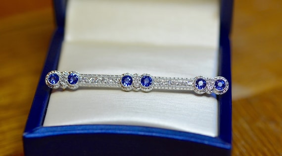 Antique Montana Yogo Sapphires and Diamond Platin… - image 1