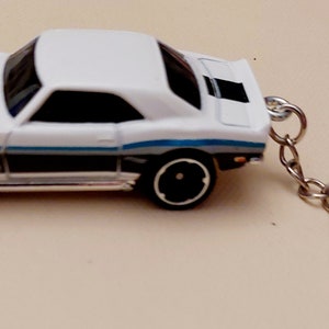 Keychain - &#39;68 COPO Camaro (EK0127) FREE SHIPPING