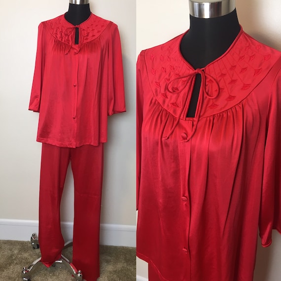 Vintage bright red pajama set