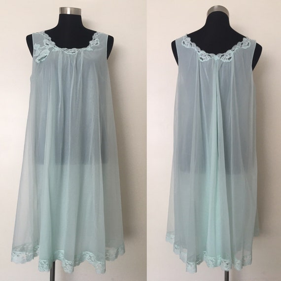 Vintage chiffon nightie // 1960s Vanity Fair linge