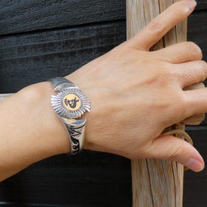 Vintage Navajo Kokopelli Bracelet in 14K Gold & Sterling Silver – Handmade by Calvin Peterson