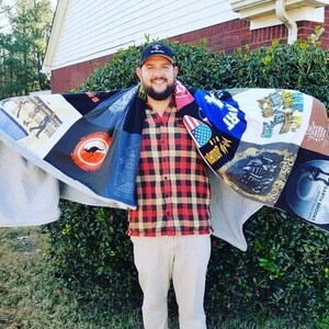 CONCERT gift, tshirt blanket, memory blanket, graduation gift, college gift, hugs from heaven, fathers day gift, mothers day gift