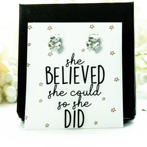 Ze geloofde dat ze het kon, dus deed ze cadeau, gepersonaliseerde College Grad Gift, aangepaste middelbare school graduatiegift, gefeliciteerd Grad graduatiegift