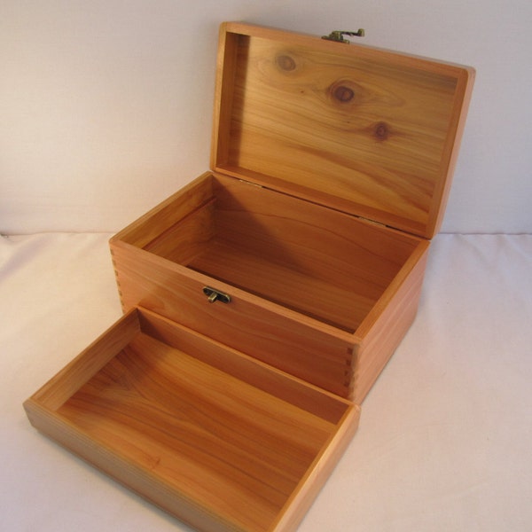 Stash Box with Rolling Tray - Cedar Box - Jewelery Box - 6 1/2" x 10 1/4" x 5 1/8 " (SBT011104G)