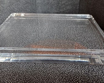 Acrylic Display Stand for Statues, Awards and Precious Stones