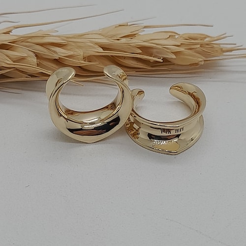 Solid Gold Ear Tunnels Ear Gauges 14k Plugs Piercing Ear Etsy