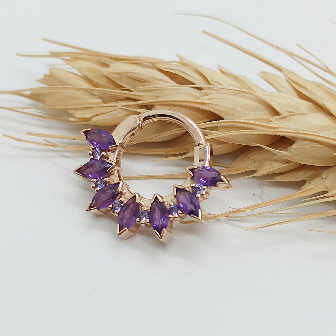 【AMERI】UND SEQUINS VOLUME PIERCE Ameri（アメリ）の「UND SEQUINS VOLUME PIERCE（ピアス（両耳用