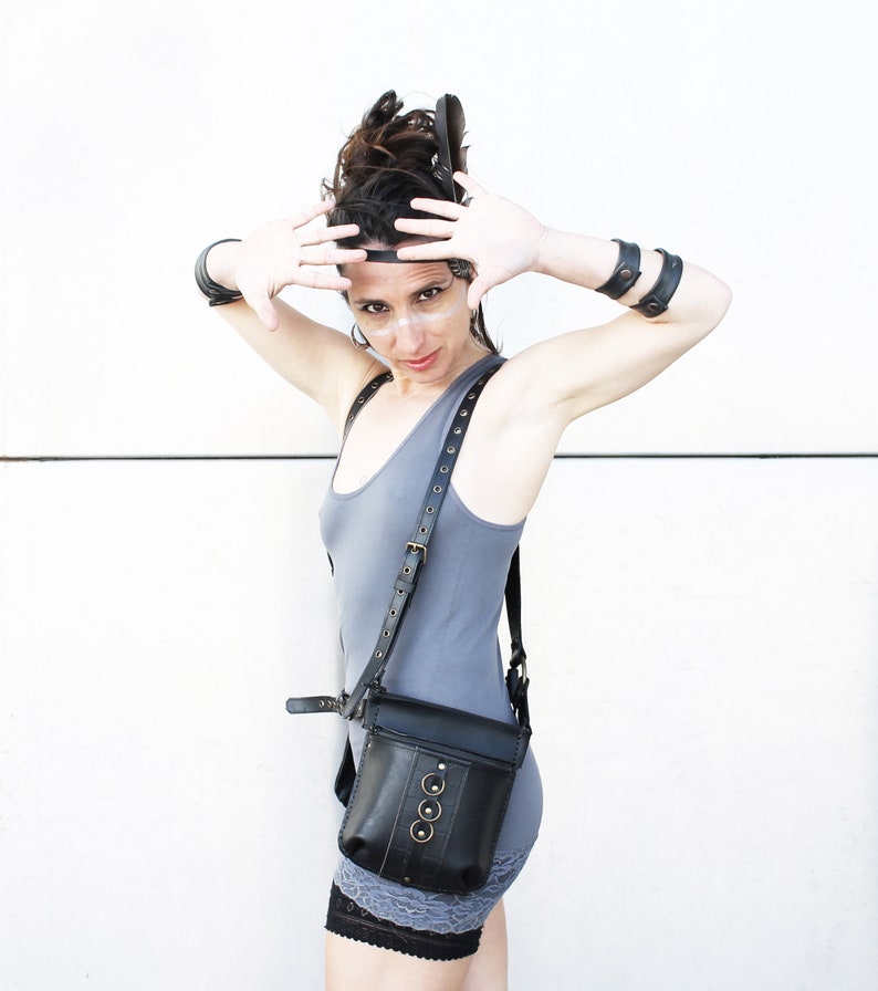 Detachable. Holster bag and Fanny pack three in one leather