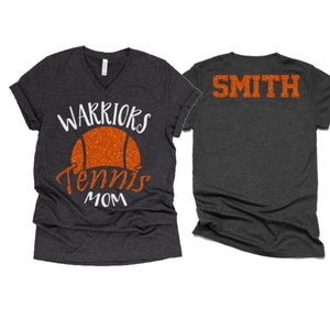 Glitzer-Tennis-Shirt | Tennis-Shirt | Tennis Mom Shirt | Tennis Bling | Bella Canvas V-Ausschnitt Tshirt | Tennis-Spirit Wear