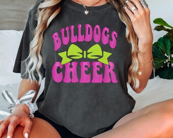 Glitter Custom Retro Cheer Tshirt | Geschenk für Cheerleader | Komfortfarben |  Personalisierte Jubeln Shirt
