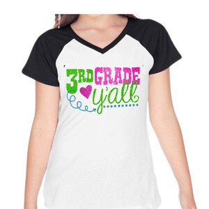Glitter 3rd Grade Y&#39;all Shirt | First Day of School Shirt | Back to School Short Sleeve Raglan Shirt | Third Grade Shirt