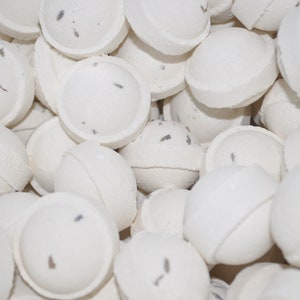 100 Lavender Bath Bombs, Free shipping, Handmade, Birthday, wedding showers, wholesale bath bomb