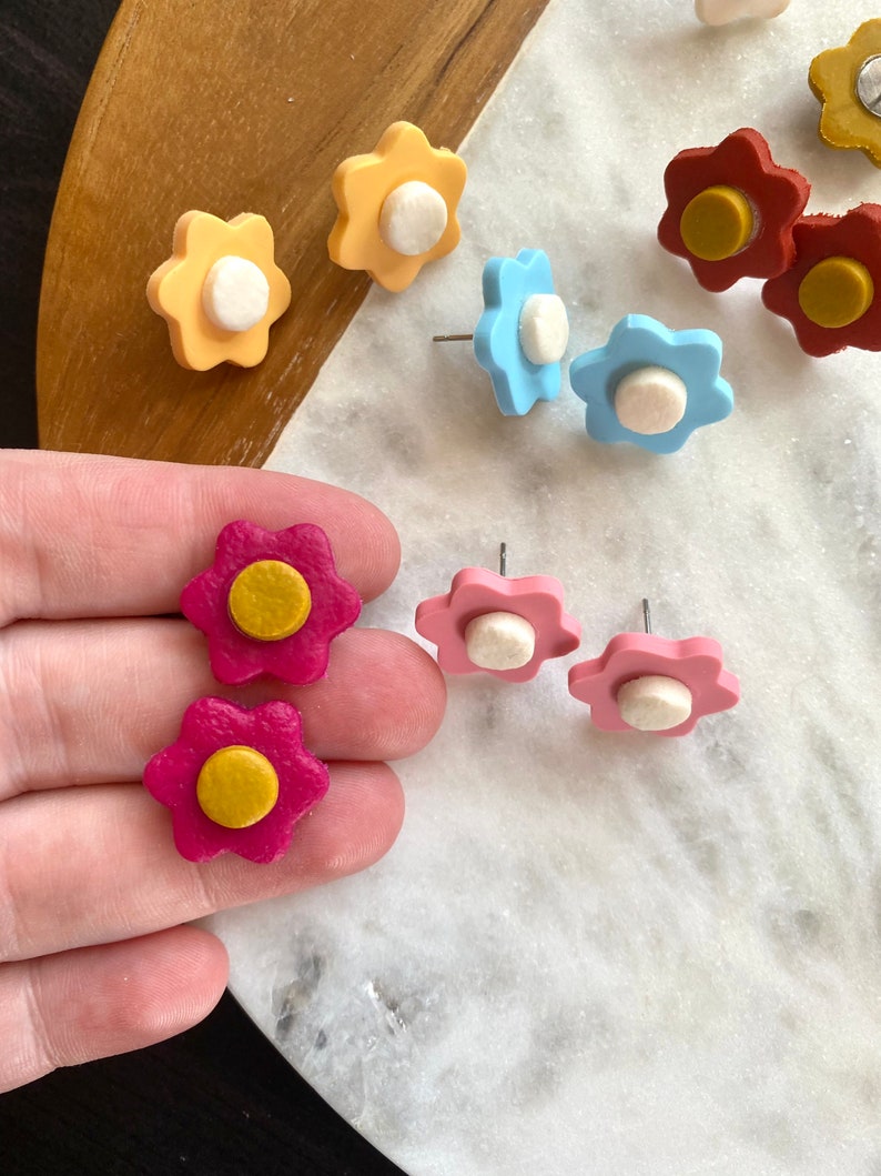 Daisy Earrings Clay Earrings Spring Daisy Clay Stud Earrings Flower Earrings Clay Studs