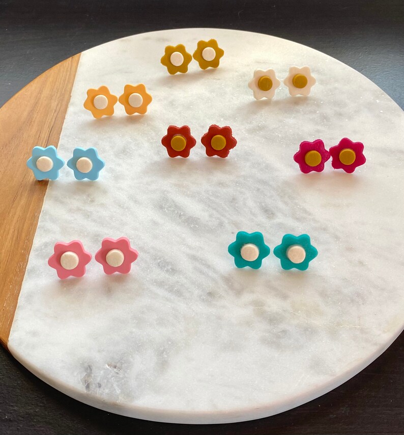 Daisy Earrings Clay Earrings Spring Daisy Clay Stud Earrings Flower Earrings Clay Studs