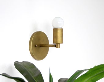 Trek Notch - modern minimalist brass wall sconce lamp light fixture