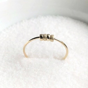 Handmade Gold Bead Fidget Ring, Dainty Women&#39;s Spinner Ring, Minimalist Stacking Fidget Jewelry Gift for Her, Stackable Gold Thumb Ring