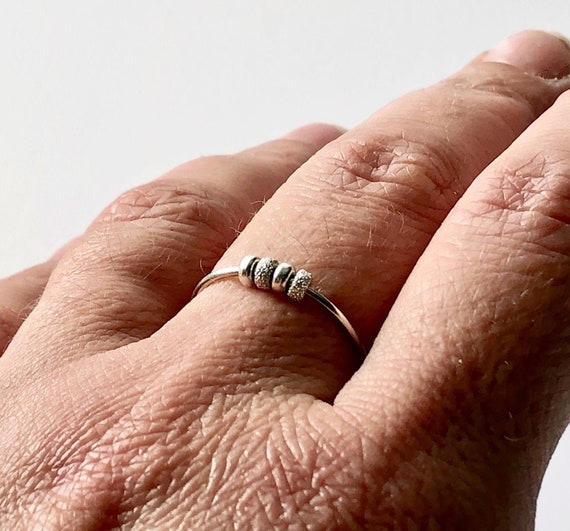 finger fidget ring