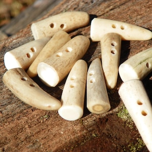 Antler Buttons, 1 ct. Made to Order Toggle Buttons, 1" Toggle Buttons, Natural Bone, Whitetail Deer Antler, Rustic Woodland Country Crafting