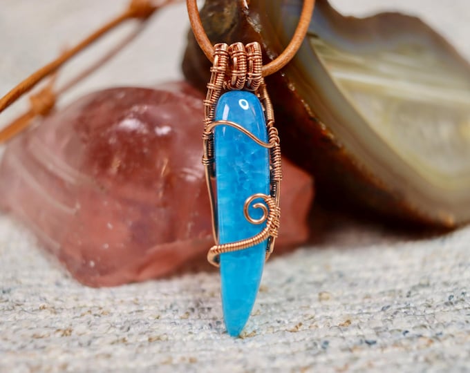 Blue Agate Mineral Stick Pendant With Adjustable Leather Cord Necklace