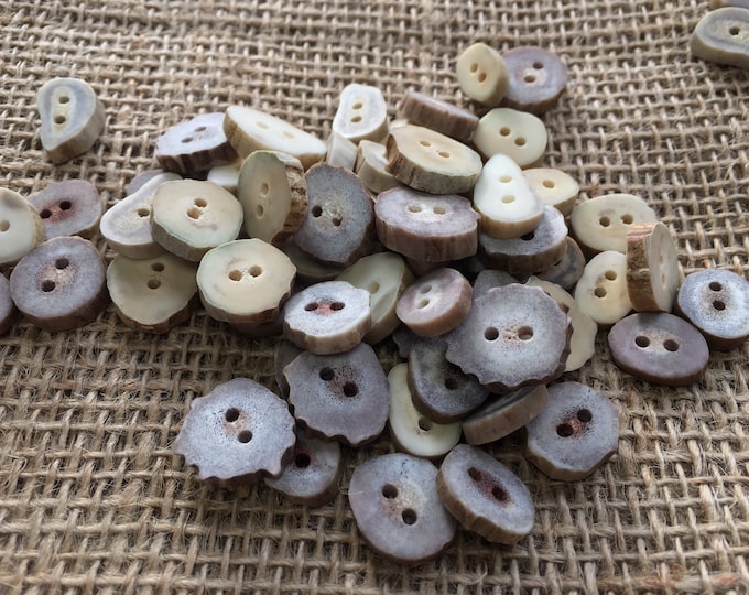 100 Mini Antler Buttons, Bulk Lot Natural Deer Antler Crafting Supply, Bone Buttons, Knitting, Sewing, Woodland Country Crafting