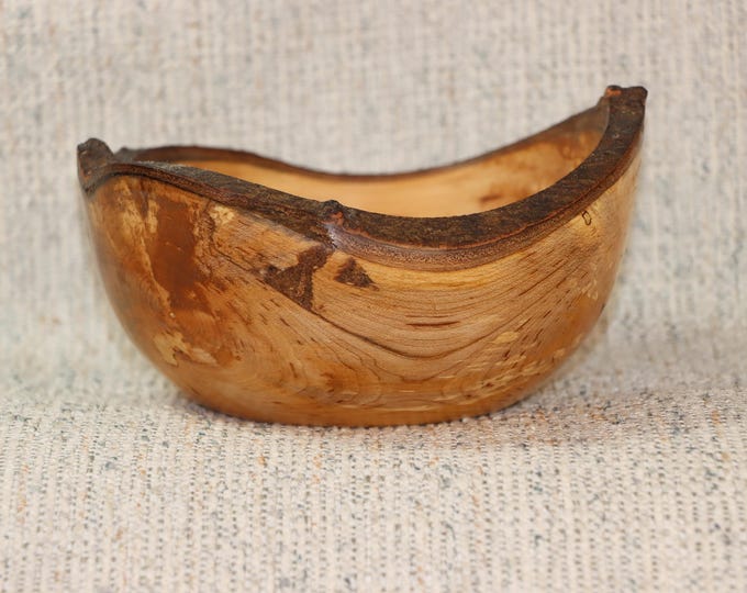 Apple Wood Live Edge Bowl – Natural Edge Artisan Decor