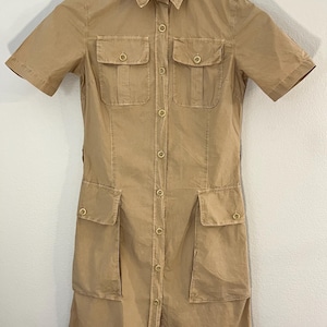 C.P. Company Sportswear Vintage 80-90-tals khaki bomullsklänning i safari-stil, storlek 40