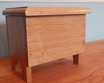 Keepsake box - solid butternut