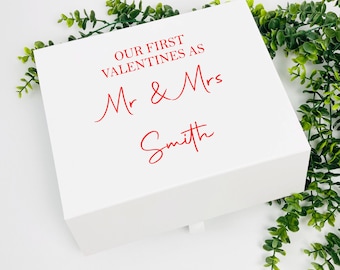 Confezione regalo di lusso per il nostro primo San Valentino, primo regalo di San Valentino, confezione regalo personalizzata per San Valentino, primo San Valentino come Mr & Mrs