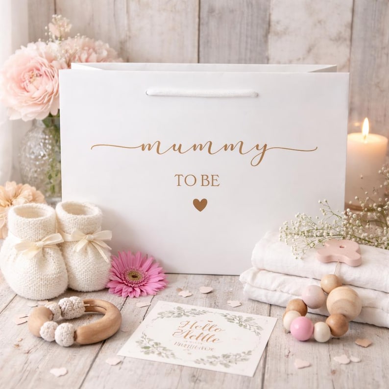Presentpåse med personligt namn, presentpåse för blivande mamma, presentpåse för speciella tillfällen, personlig presentpåse, presentpåse för blivande mamma bild 1