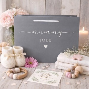 Presentpåse med personligt namn, presentpåse för blivande mamma, presentpåse för speciella tillfällen, personlig presentpåse, presentpåse för blivande mamma bild 3