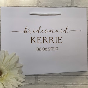Personalised Bridal Party Gift Bag, Bridesmaid Gift Bag, Maid of honour Gift, Personalised Bottle Bag
