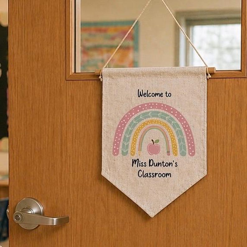 Personalized Rainbow Teacher Classroom Door Sign bild 8