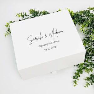 Luxus personalisierte Hochzeit Tag Erinnerungen Geschenkbox, personalisierte Hochzeitsgeschenkbox, Hochzeitsgeschenkbox, Hochzeitspaar Geschenkbox Namen Datum