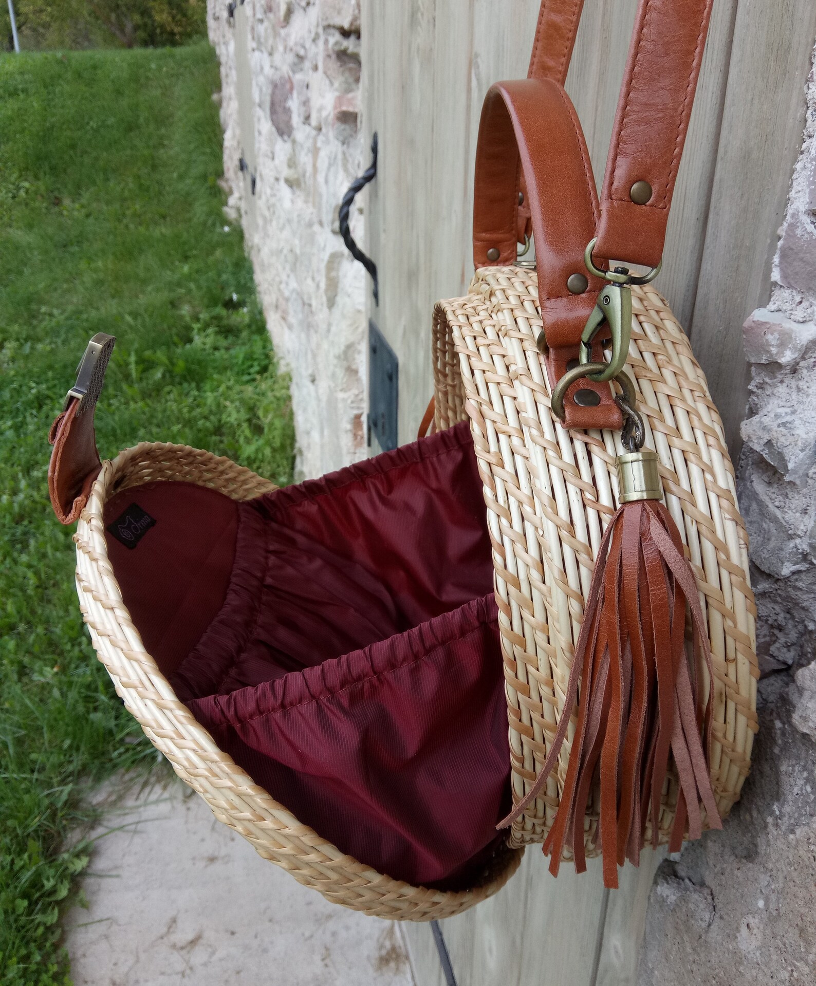 round wicker basket bag