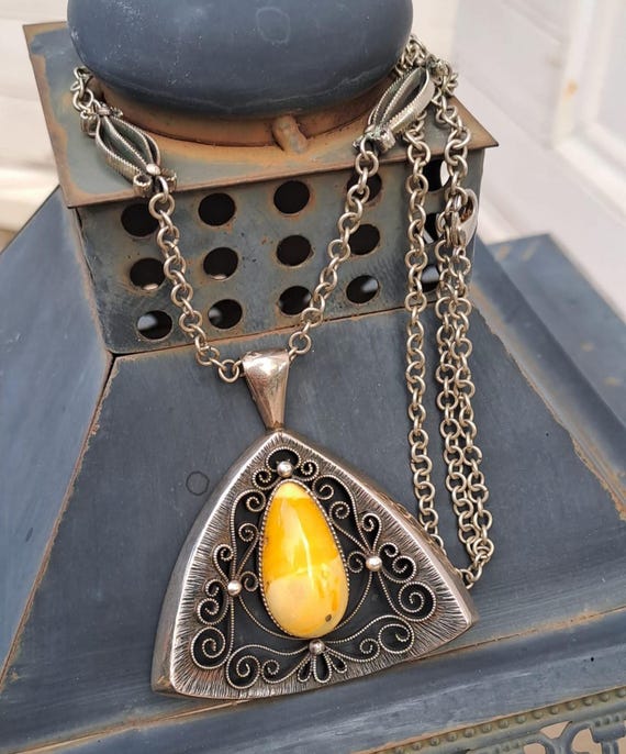 Collier Vintage En Ambre - Pierre Naturelle - Occasion En Bon état - Bijou Unique Et Chaleureux