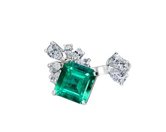 18K White Gold Open Shank Emerald Ring with Diamonds - 5.13 Carat Total Weight, Eye Clean Fancy Green Color, Jewelry For Women Fine Jewelry