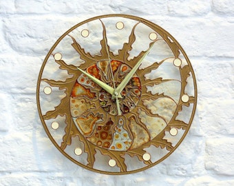 Original golden spiral clock painted by hand - Round transparent seashell silent quarts clock - Skeleton wall clock - Fossil Ammonite decor