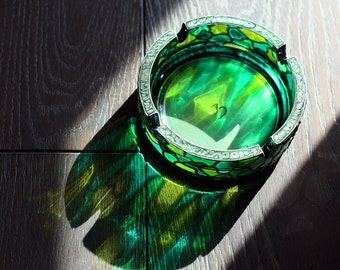 Green glass ashtray,Hand painted ashtray,Unique stained glass, Emerald glass ash tray, Stone Personalized Malachite bowl