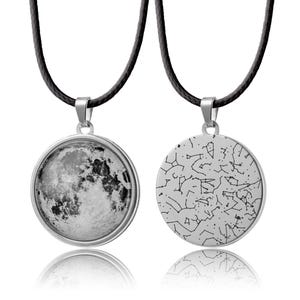 Collier personnalisé phases de lune et carte des étoiles par date avec cordon pour homme, pendentif carte du ciel personnalisé, cadeau d'anniversaire pour lui, RP.1