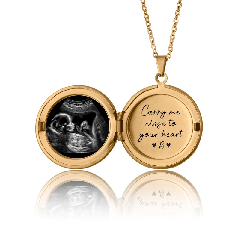 Collier médaillon avec photo, photo de bébé à ultrasons, cadeau de grossesse personnalisé gravé, cadeau de grossesse, cadeau commémoratif personnalisé fausse couche image 1