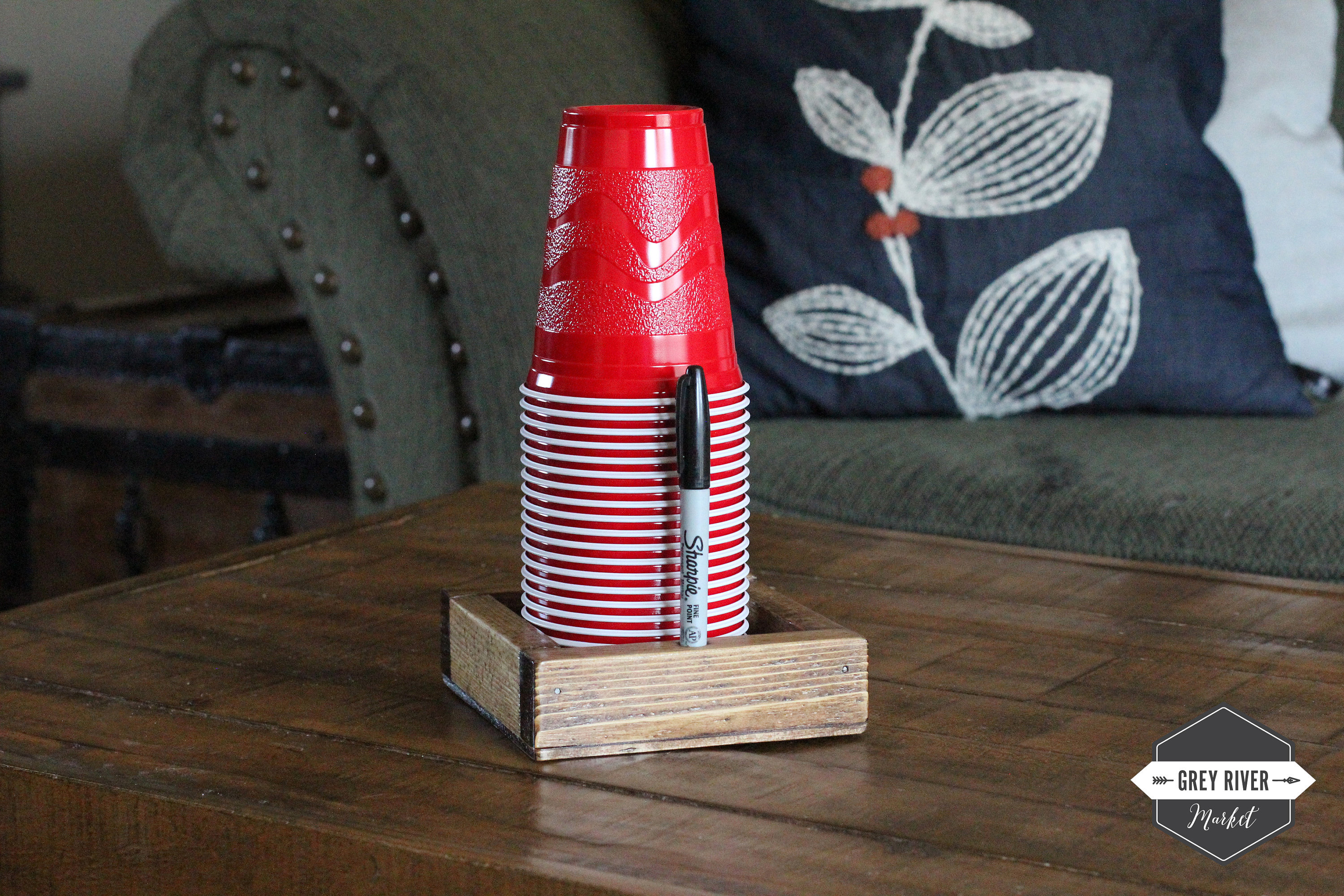 Kitticcino Solo Cup Party Cup Caddy Wooden Party Cup Dispenser Mark Your  Cup Plastic Cup Marker Holder Farmhouse Modern Home Decor Holiday