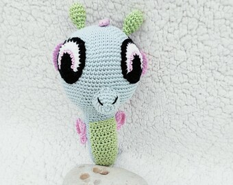 Doudou hippocampe "ublo" en crochet, hippocampe crochet, hippocampe, peluche, peluche poisson, peluche bébé, fait main, crochet, doudou