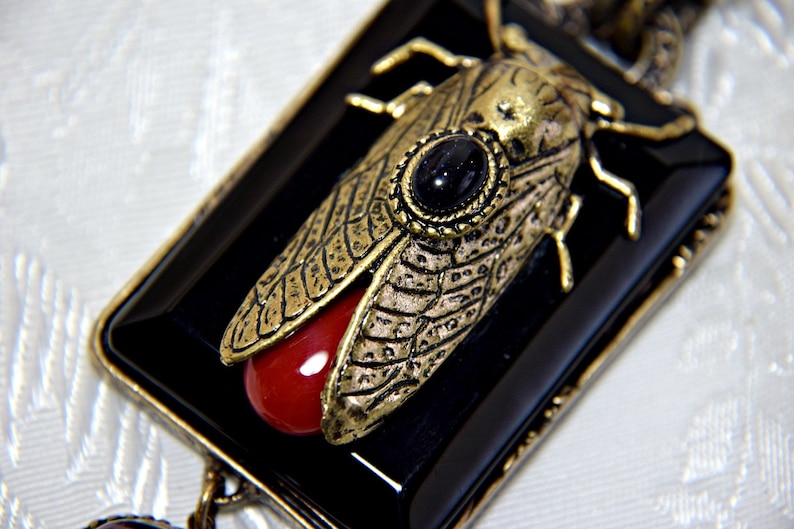 Red and Black Statement Cicada Insect Bee necklace set Bee necklace Gatsby Necklace Set ART DECO Necklace Set Insect necklace set