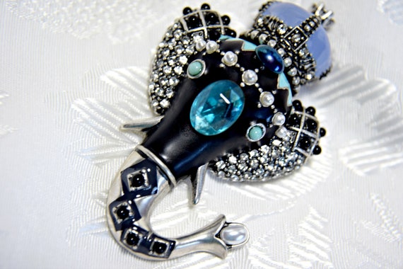 CINER ELEPHANT BROOCH African brooch tribal elepha