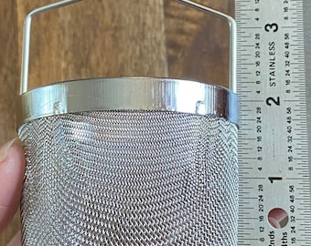 Mesh strainer for pickle pot with handle, stainless steel = SAFE in pickle, also for ultrasonic cleaner