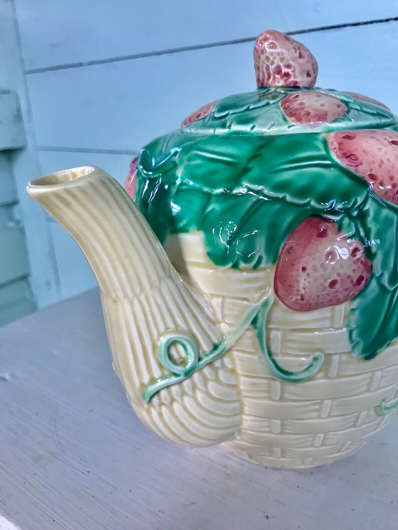 Vintage The Haldon Group Majolica Strawberry Teapot 1989