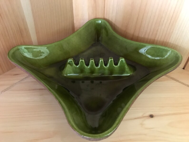 Vintage USA Ceramic Ashtrays Set of Two 7001 7003 Atomic Style Etsy