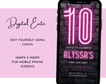 Puede incluir: Una invitación digital para una fiesta de cumpleaños número 10. La invitación presenta un letrero de neón rosa con el número 10 y el nombre "Alyssa's" sobre un fondo de pared de ladrillo. El texto dice "Únete a nosotros para celebrar el décimo cumpleaños de Alyssa, sábado 31 de agosto, 1 PM - 4 PM, RSVP Natalie, 3939393993939".